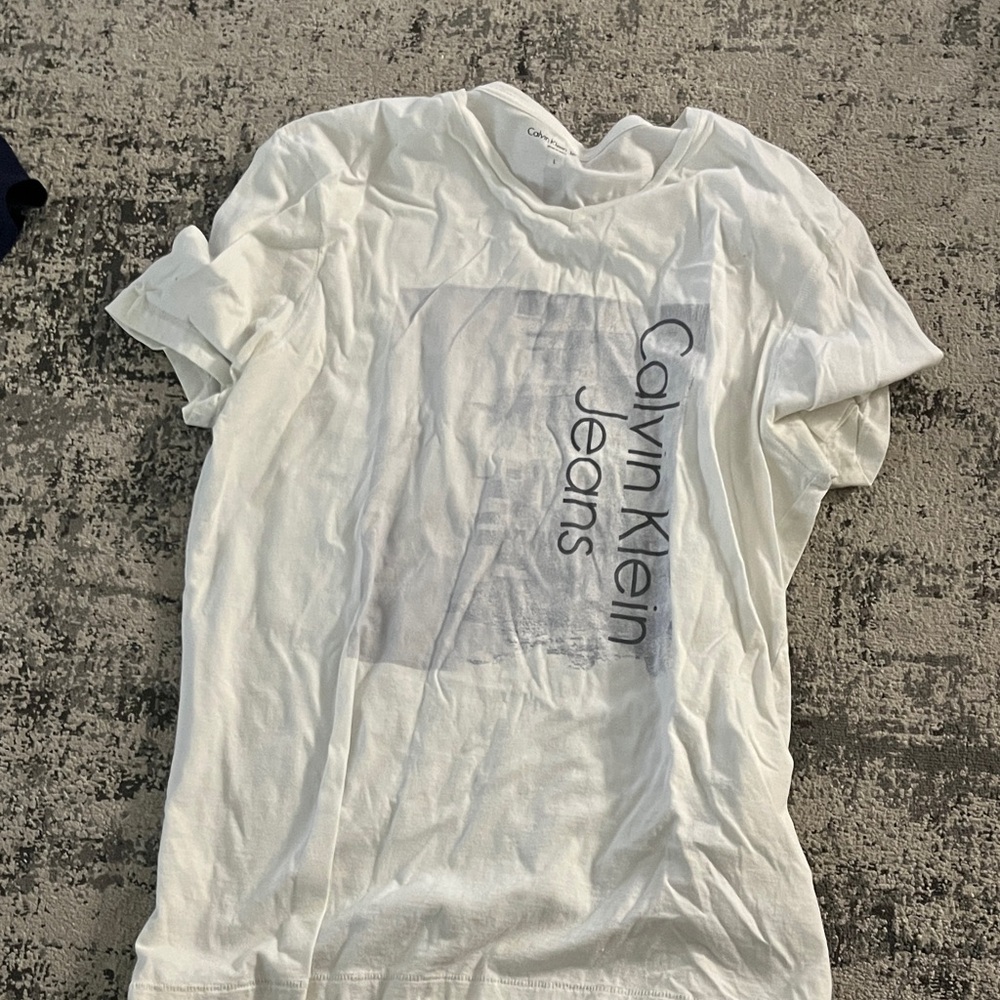 Calvin Klein White Graphic Tee